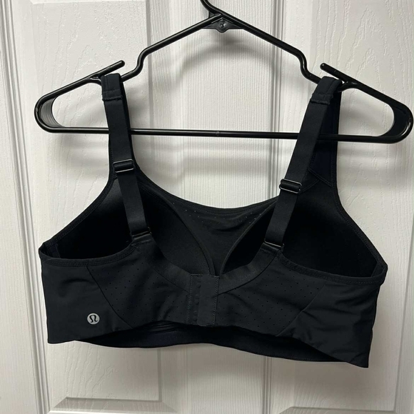 Lululemon Run Times Bra *High-Support - 38D - Picture 3 of 5